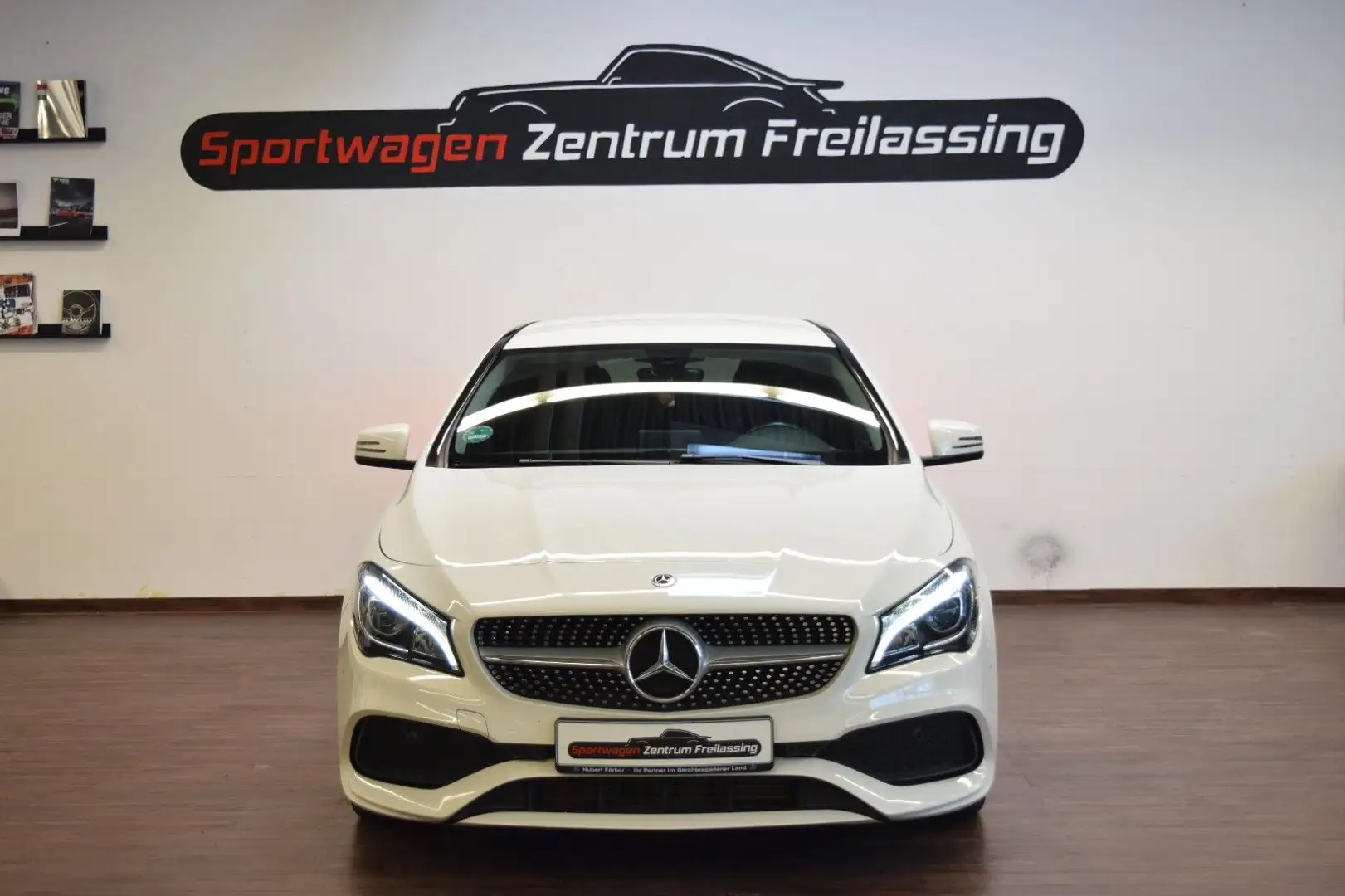 Mercedes-Benz CLA 200 CLA200 Shooting Brake AMG LINE Blanc - 2
