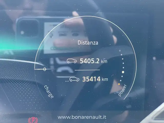 Renault Austral view 11