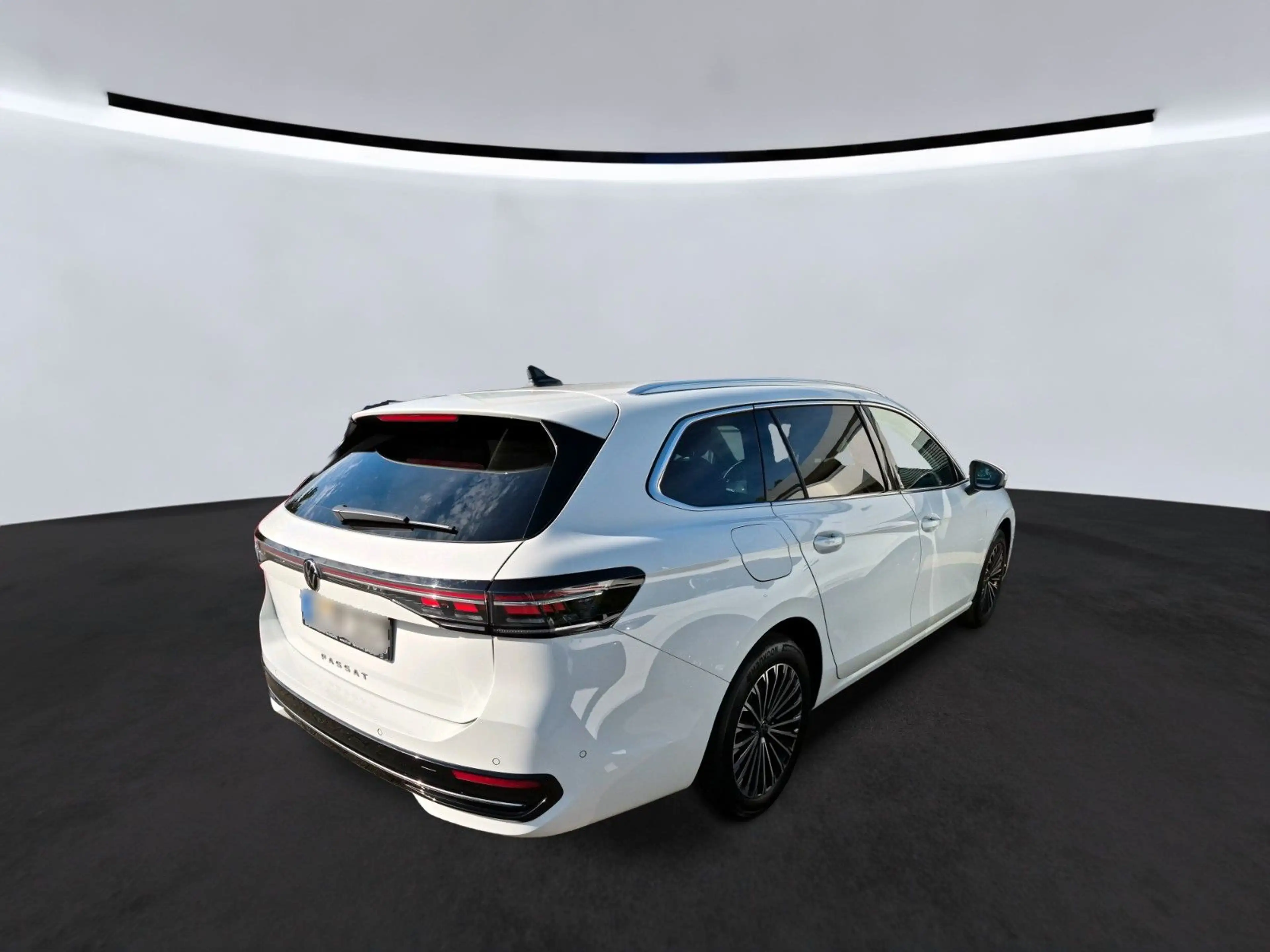 Volkswagen Passat Variant 2.0 TDI Elegance Navi AHK DCC ACC — photo 4