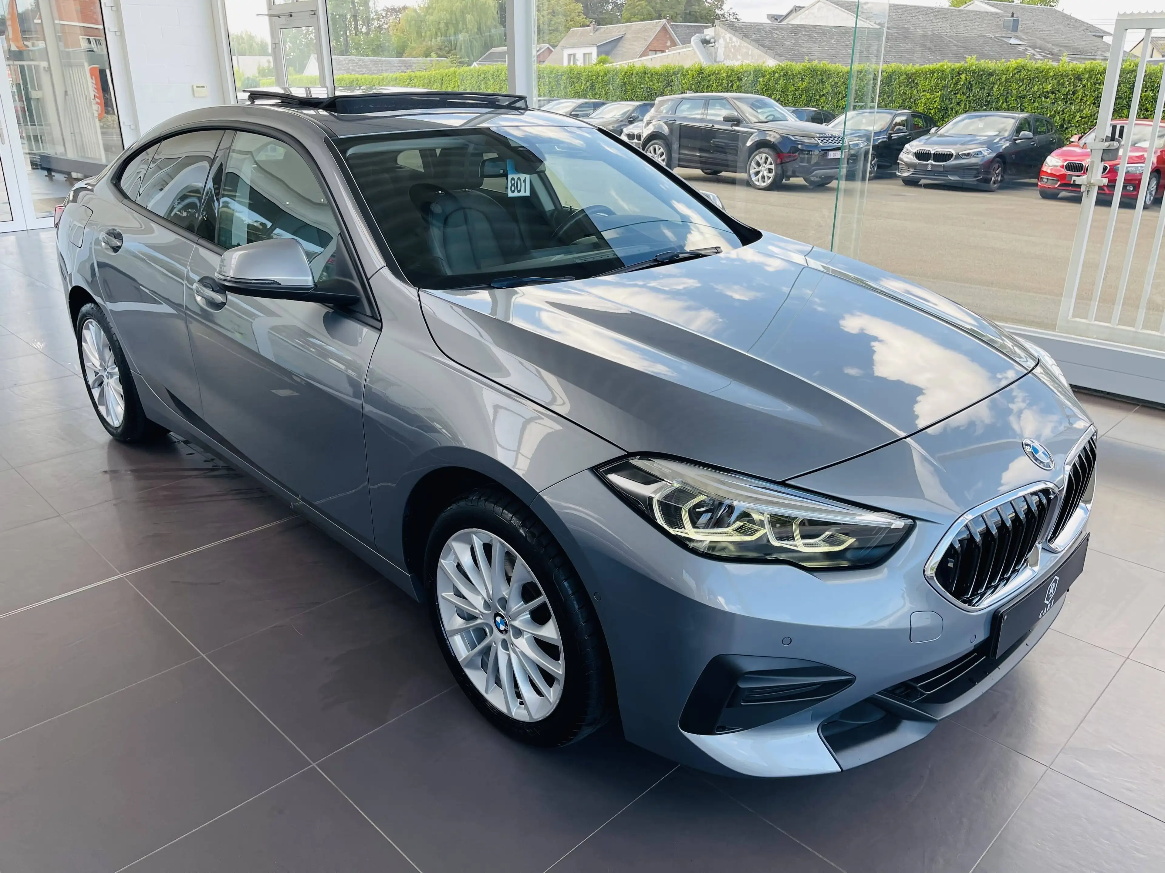 BMW 216 GC dA *** GARANTIE + TOIT PANO + LED + GPS + CUIR + COKCPIT *** — photo 4