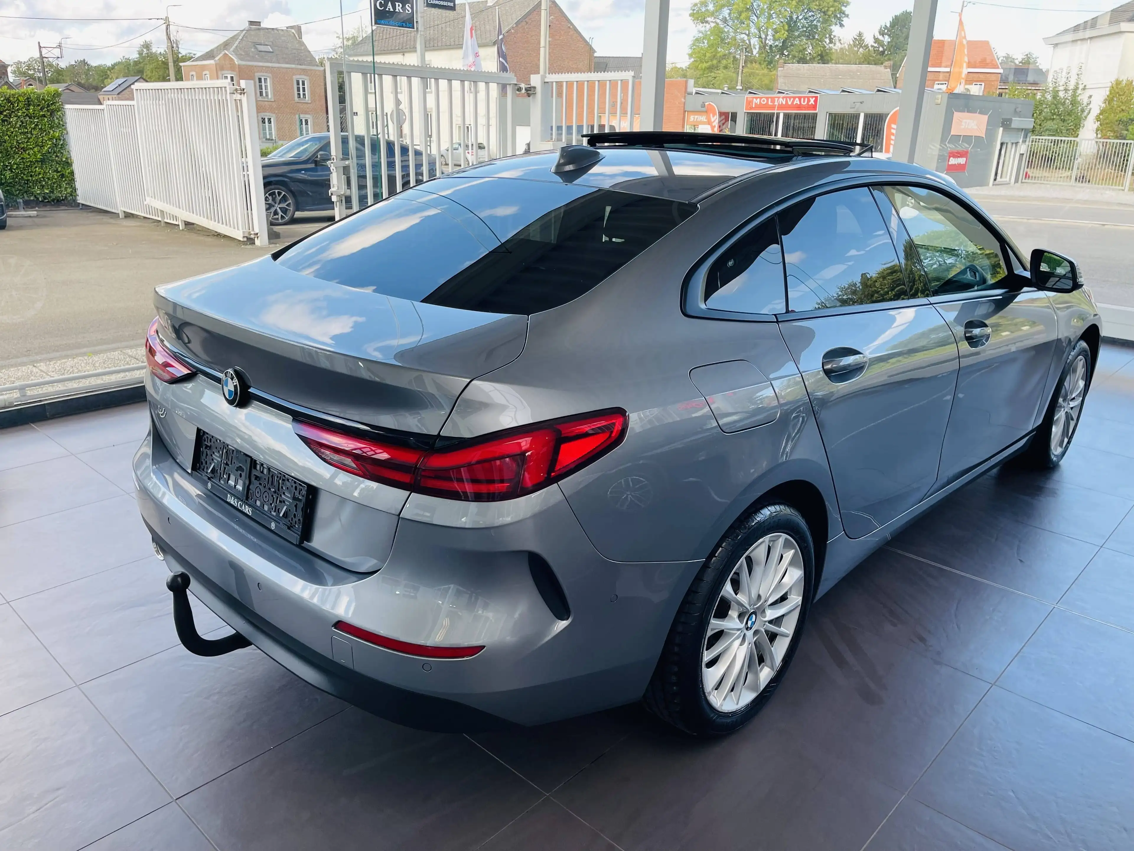 BMW 216 GC dA *** GARANTIE + TOIT PANO + LED + GPS + CUIR + COKCPIT *** — photo 6