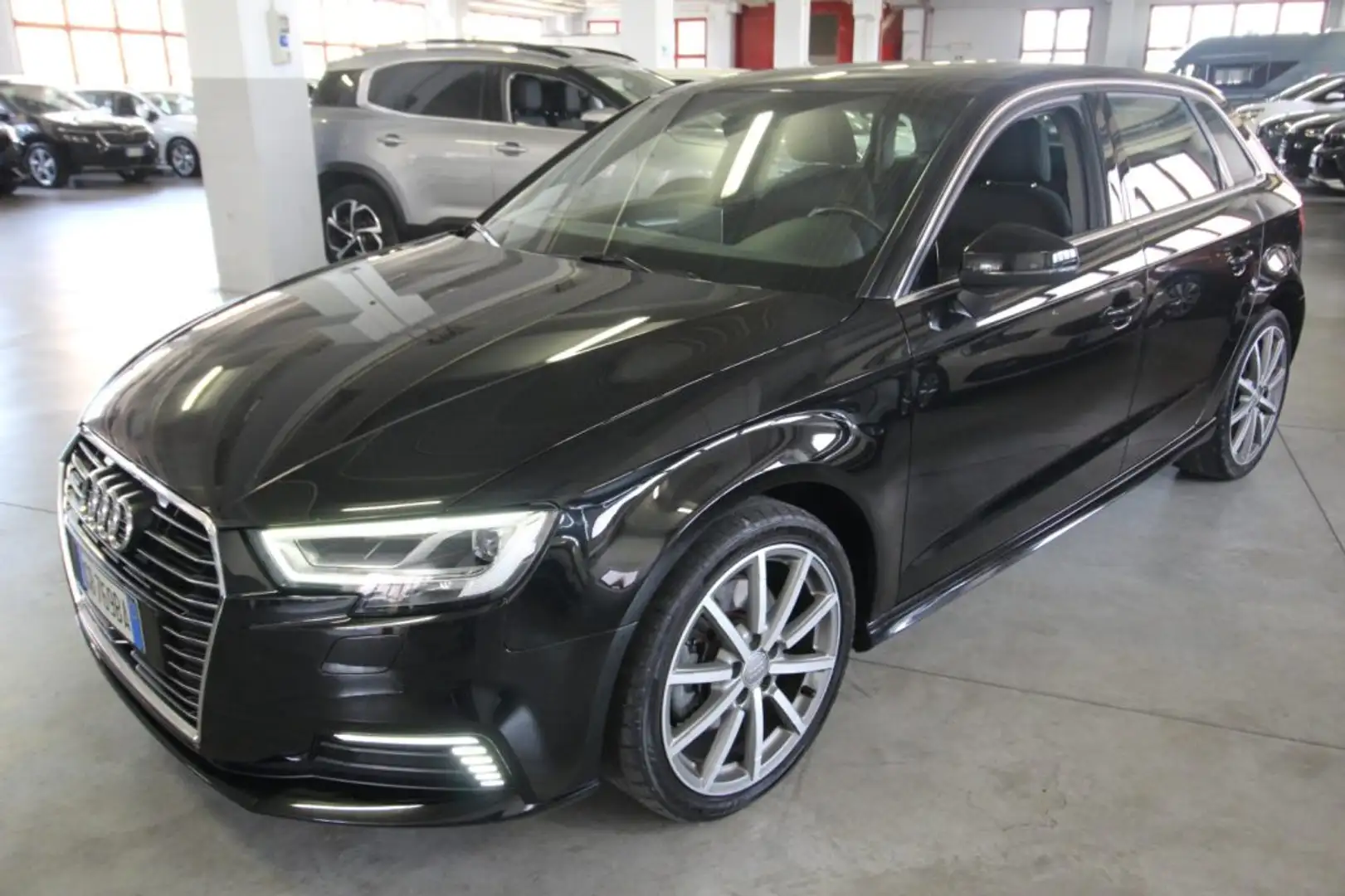 Audi A3 SPB 40 e-tron S tronic Admired 204 CV Nero - 2