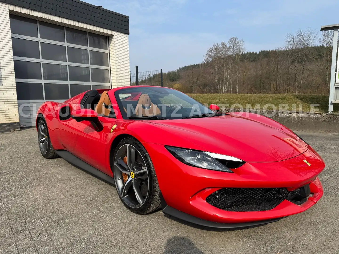 Ferrari 296 GTS ° LIFT ° CARBON ° SOUND ° NECK WARMER Rot - 1