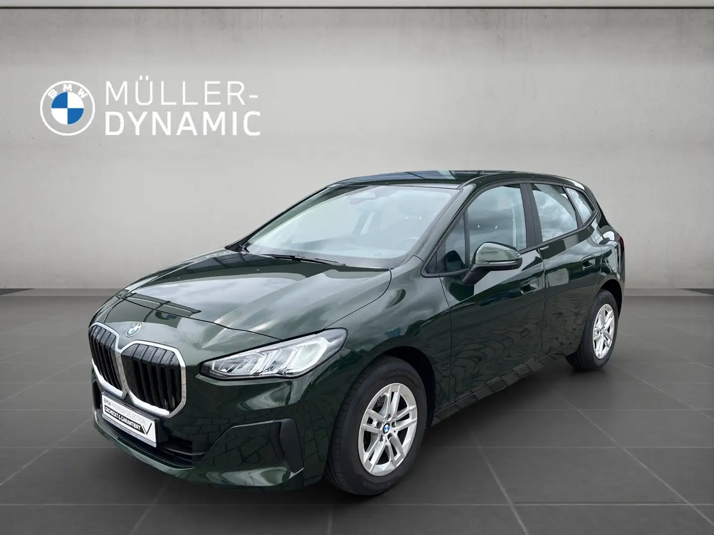BMW 218 i Active Tourer DAB Parkassistent Shz Grün - 1