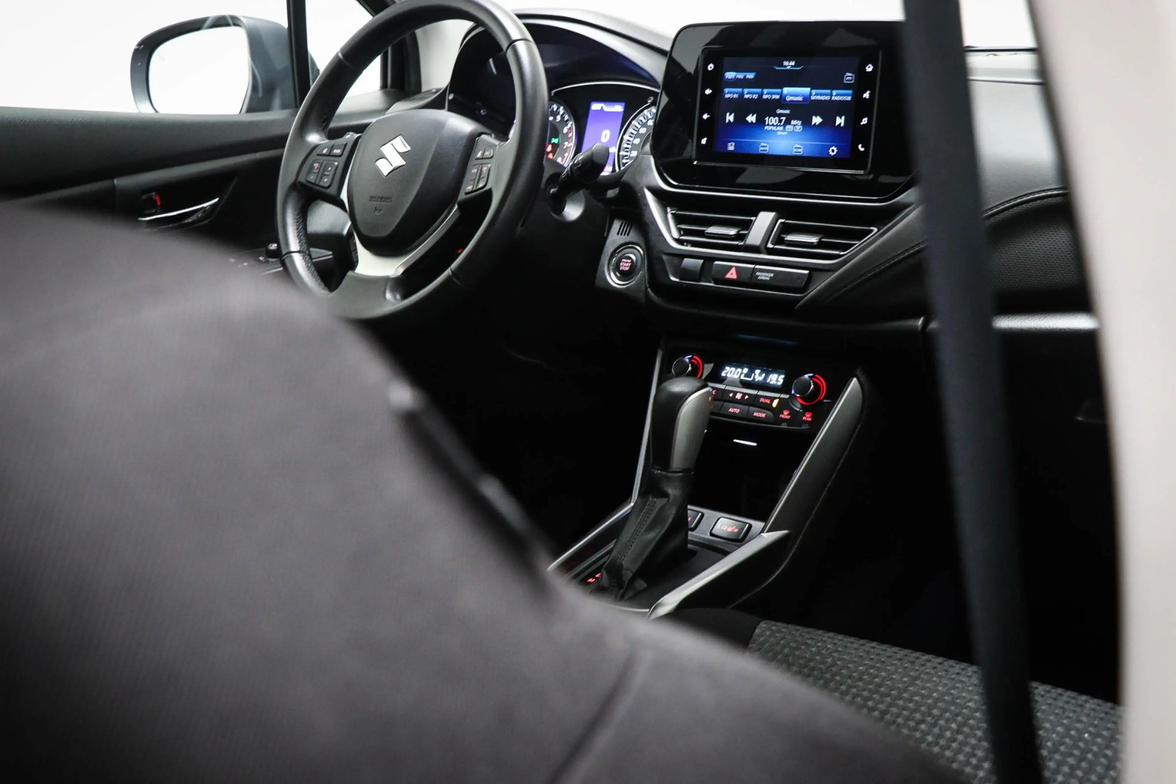 Suzuki S-Cross 1.4 Boosterjet Select Smart Hybrid | CLIMA | STOEL — photo 11