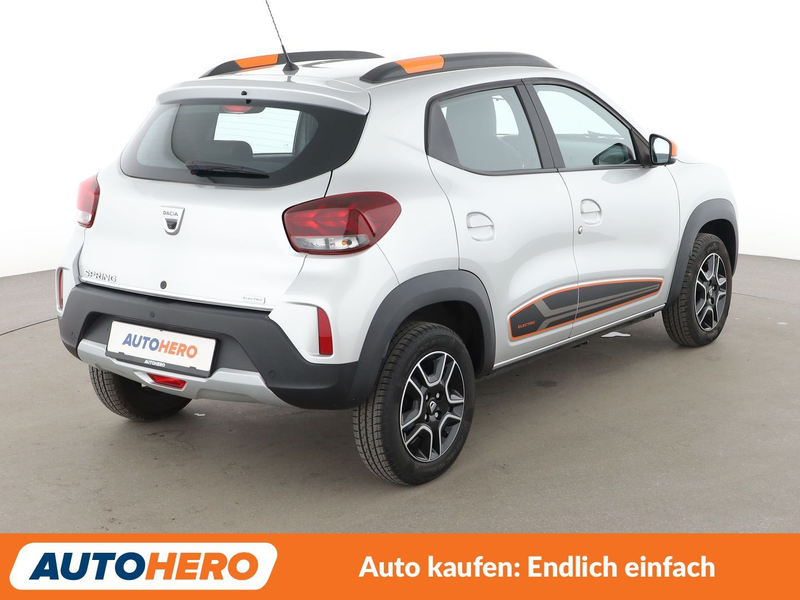 Dacia Spring electric drive 33 kW Comfort Plus Aut.*TEMPO*PDC* — photo 6