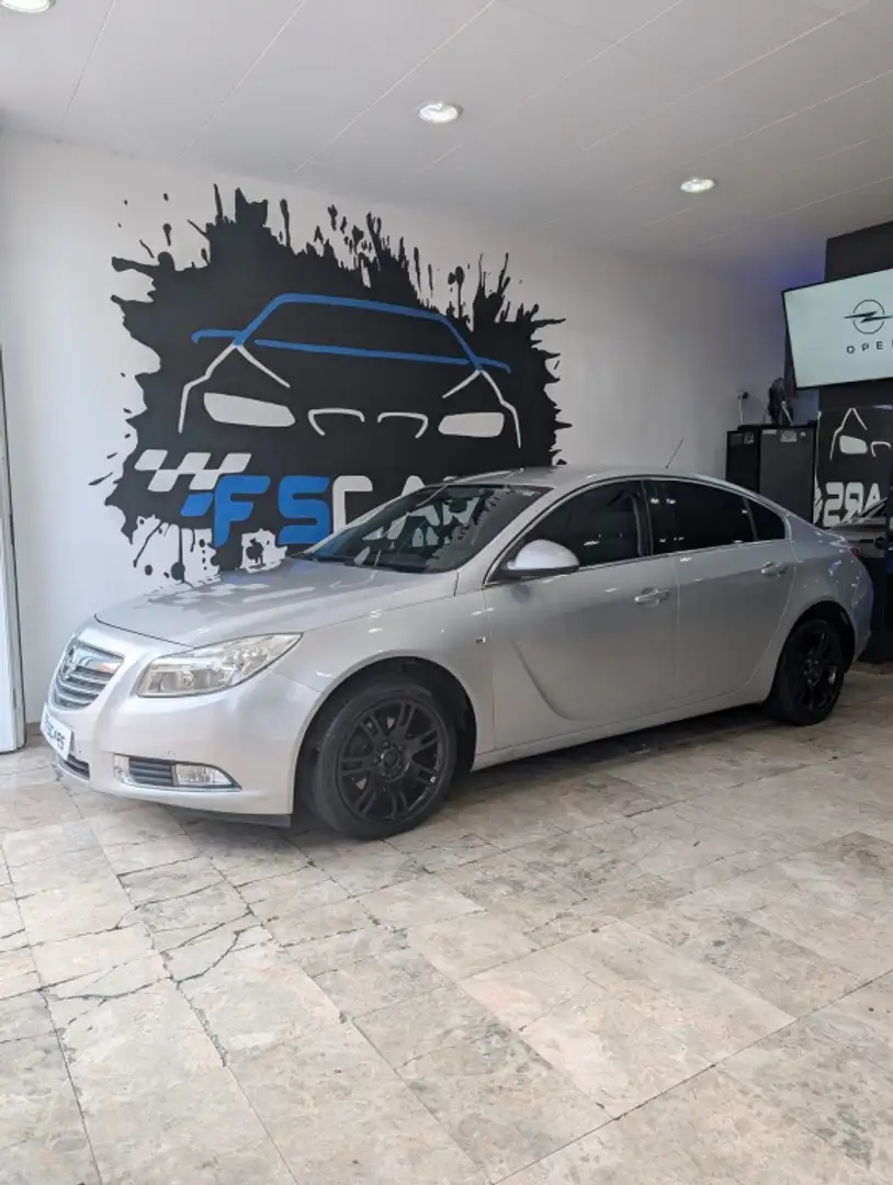 Opel Insignia 2.0CDTI Excellence S&S 130 Gris - 1