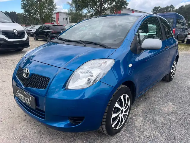 Toyota Yaris Cool 1,0-l-VVT-i Klima Tüv + Insp. neu