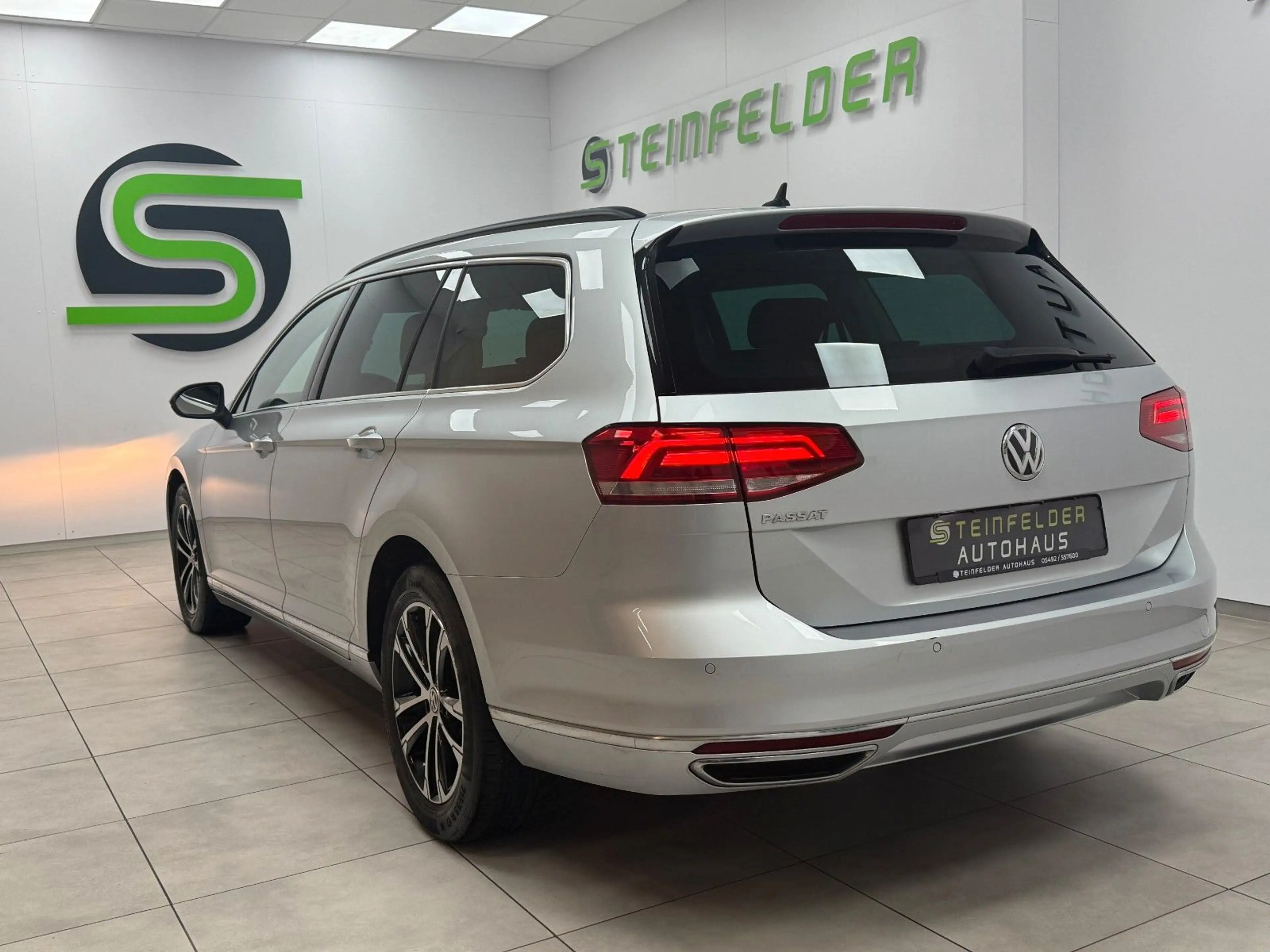 Volkswagen Passat Variant 2.0 TDI BMT / MASSAGE / SHZ / ACC — photo 5