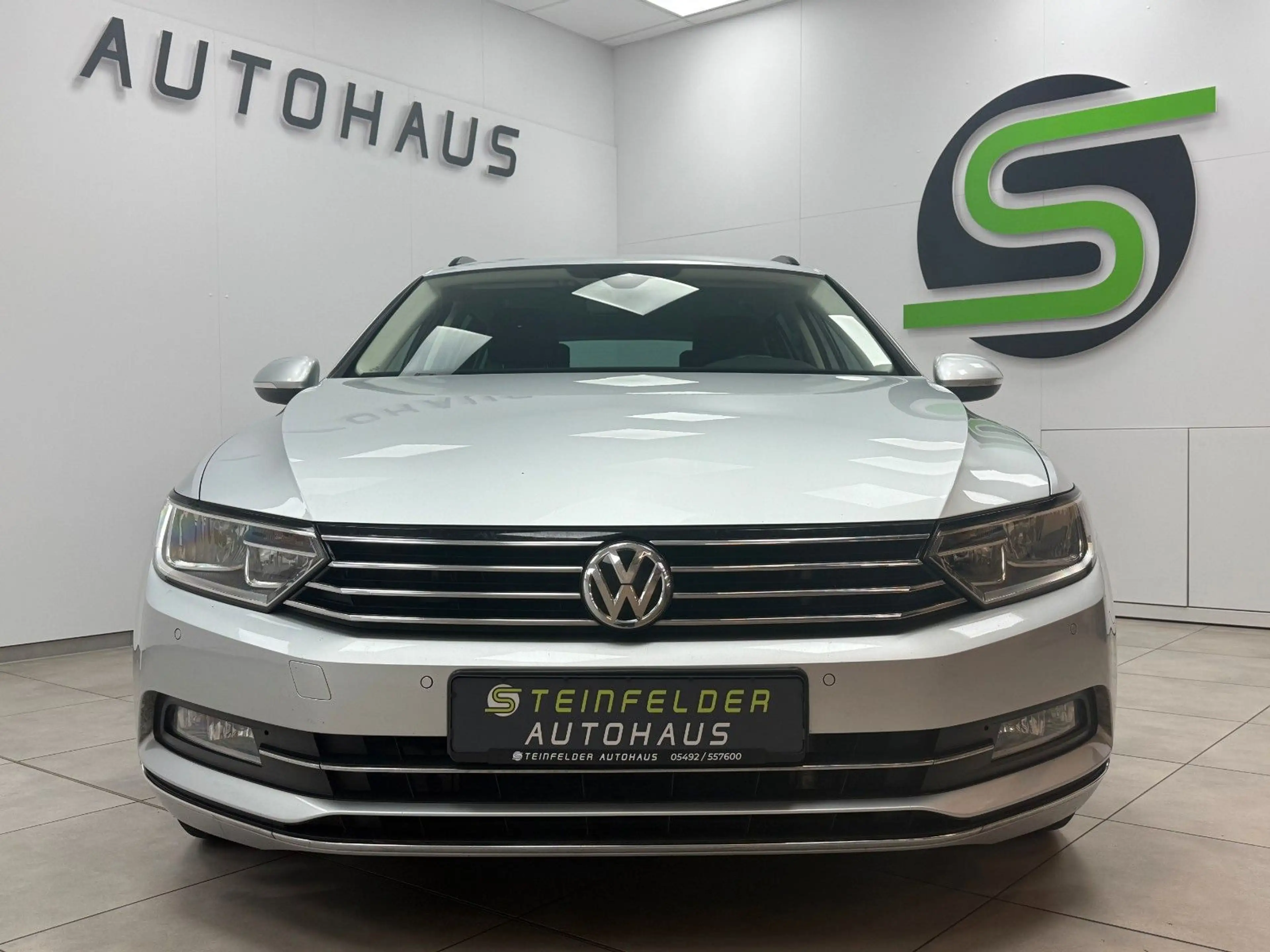 Volkswagen Passat Variant 2.0 TDI BMT / MASSAGE / SHZ / ACC — photo 2
