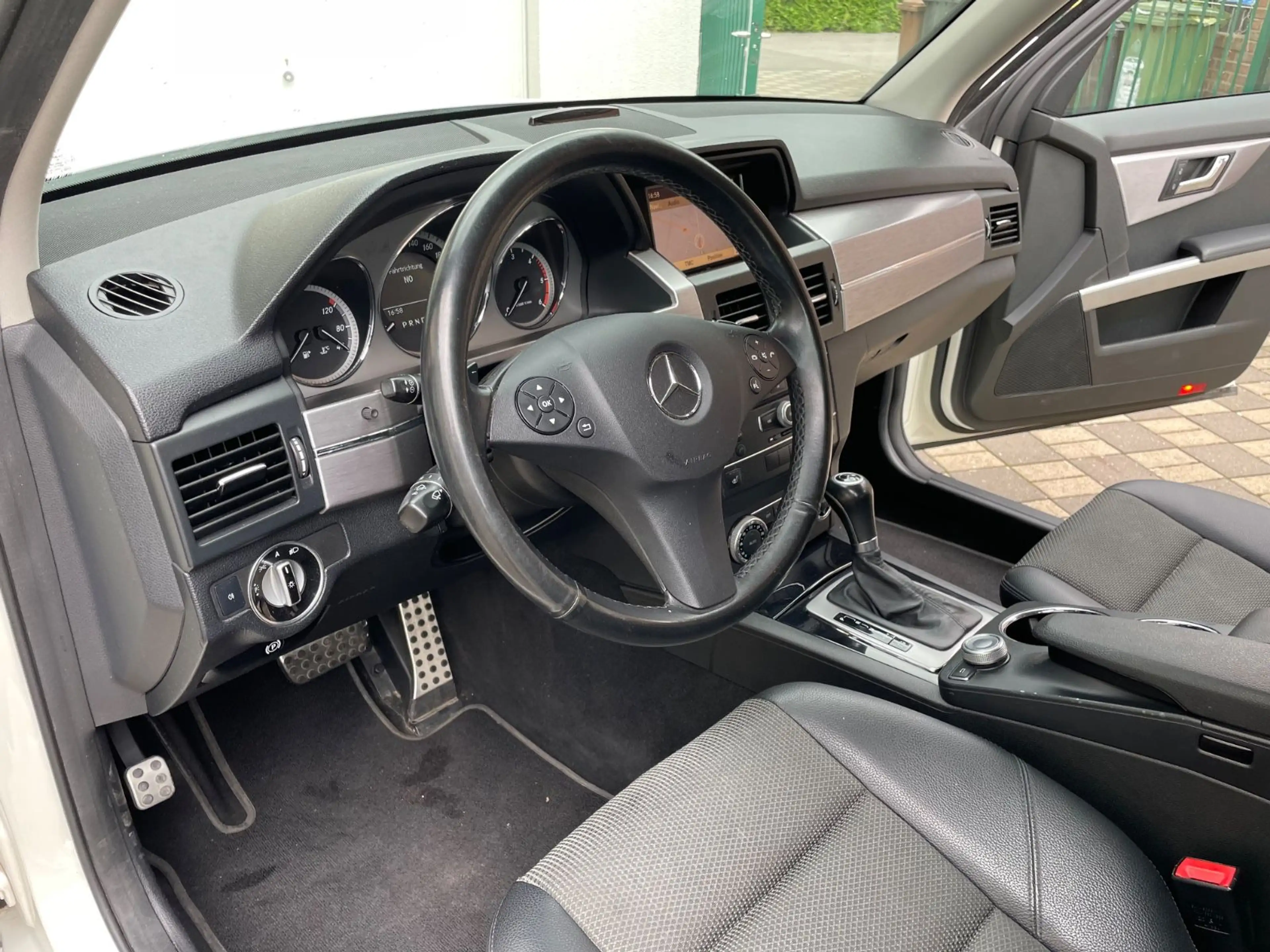 Mercedes-Benz GLK 220 CDI 7G-Tronic 4Matic 2xSportpaket — photo 11
