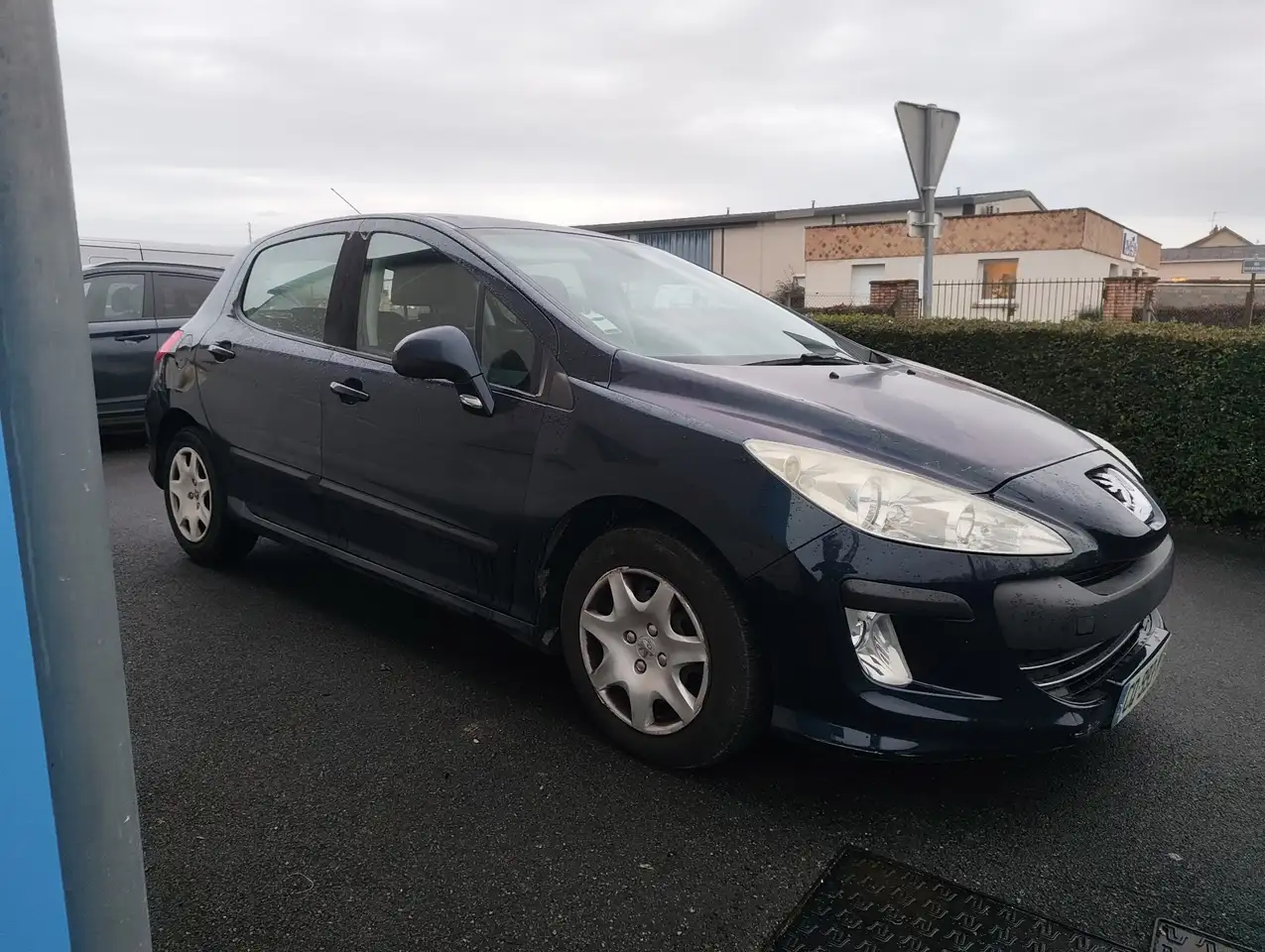 Peugeot 308 1.6 HDi 92ch FAP BLUE LION Business Pack