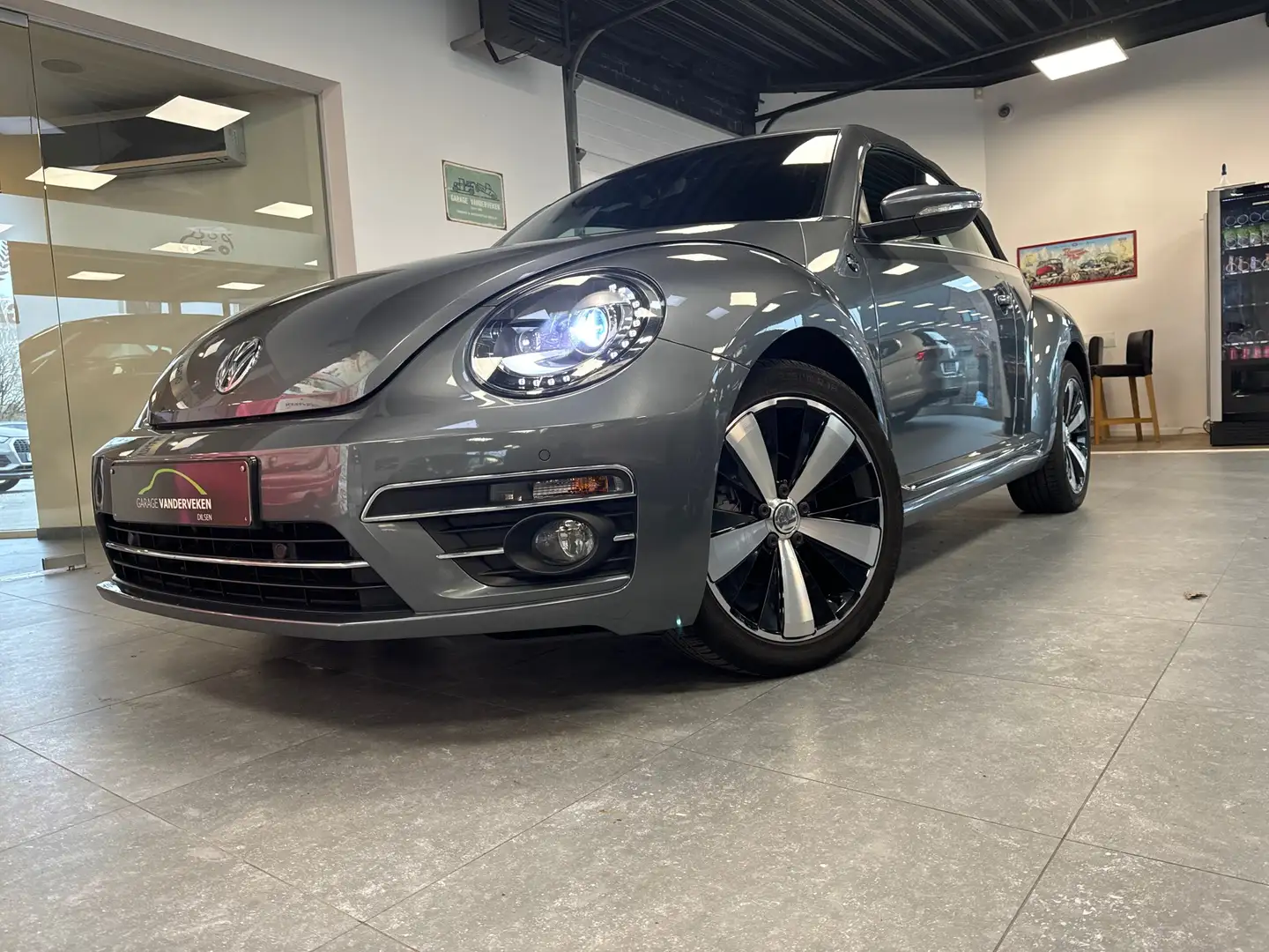 Volkswagen Beetle 1.2 TSI * special edition SOUND * Gris - 1