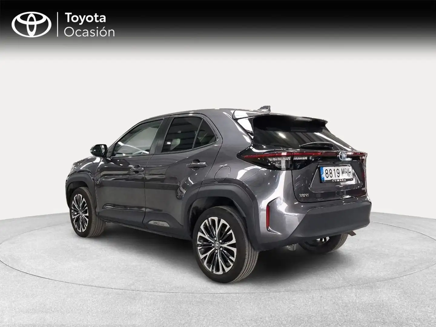 Toyota Yaris Cross 120H Style Gris - 2