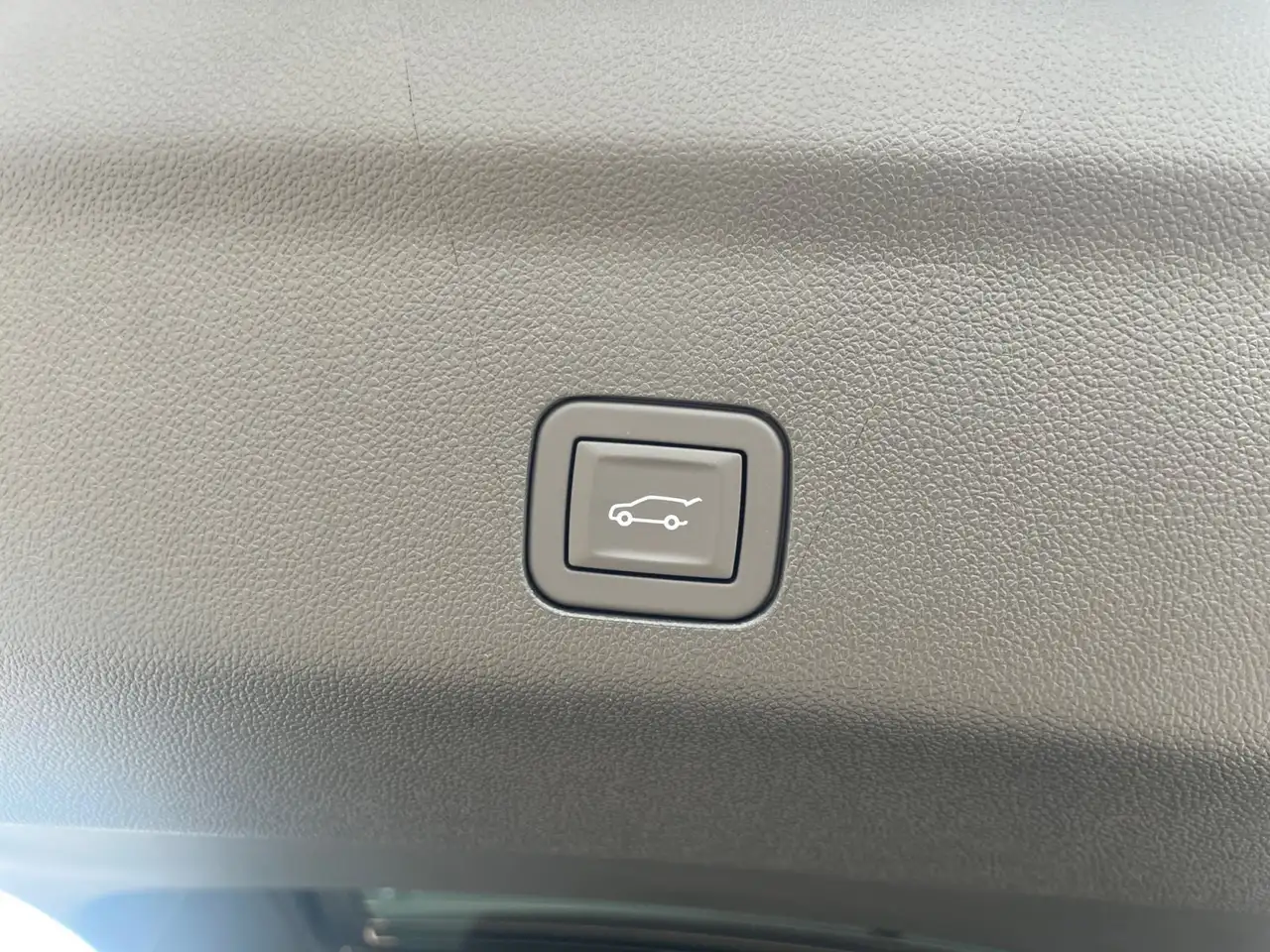 GMC Yukon снимка GMC Yukon