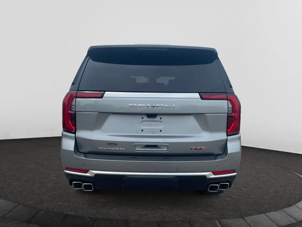 GMC Yukon снимка GMC Yukon