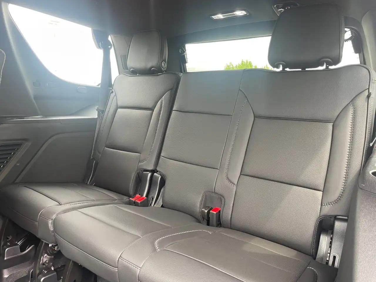 GMC Yukon снимка GMC Yukon