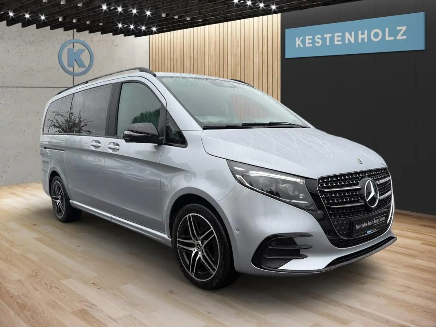 Mercedes-Benz V 300 d Lang *AVANTGARDE*AMG*AHK*360°*PANO* Argento - 2