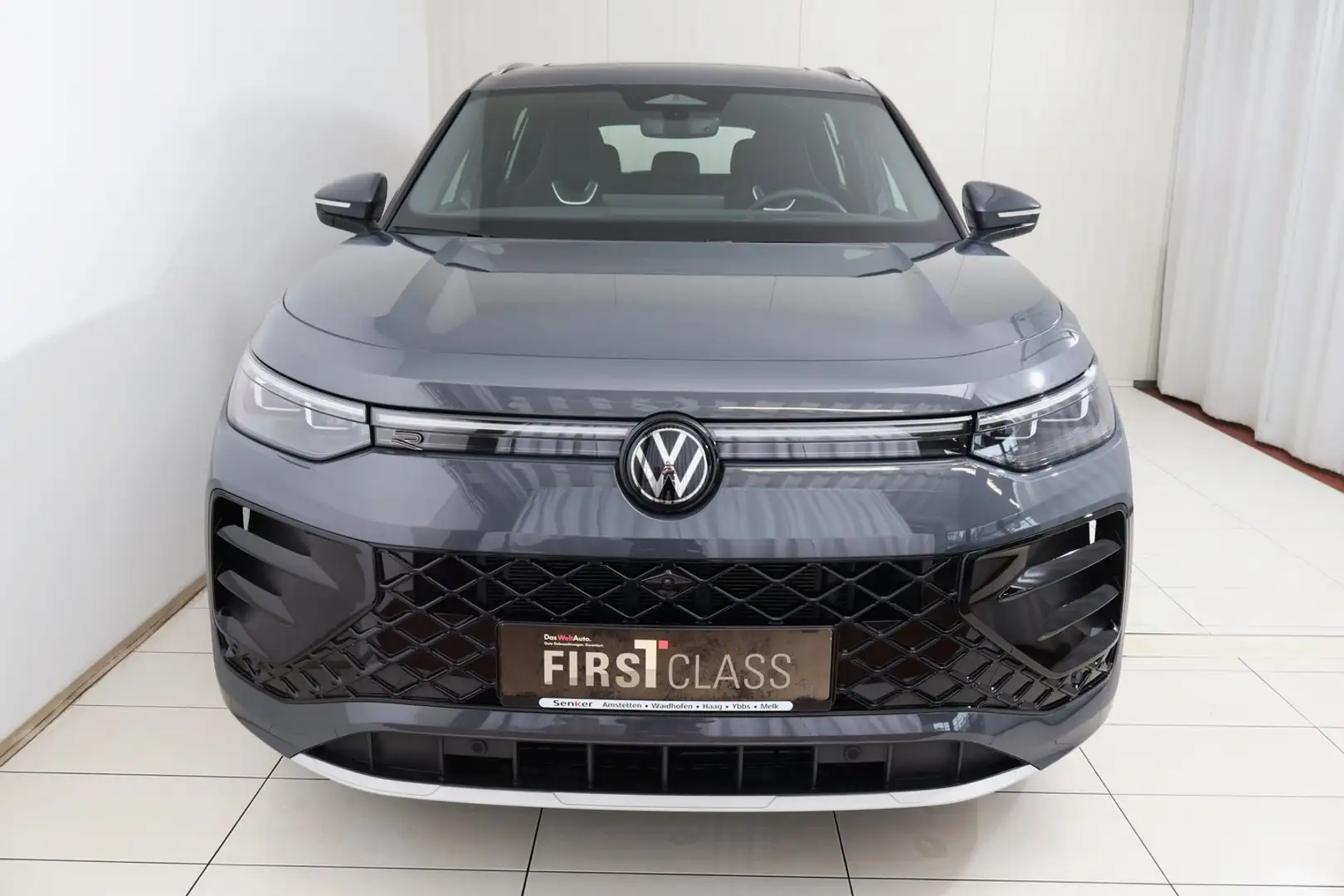 Volkswagen Tayron Sport TDI 4MOTION DSG Grau - 2