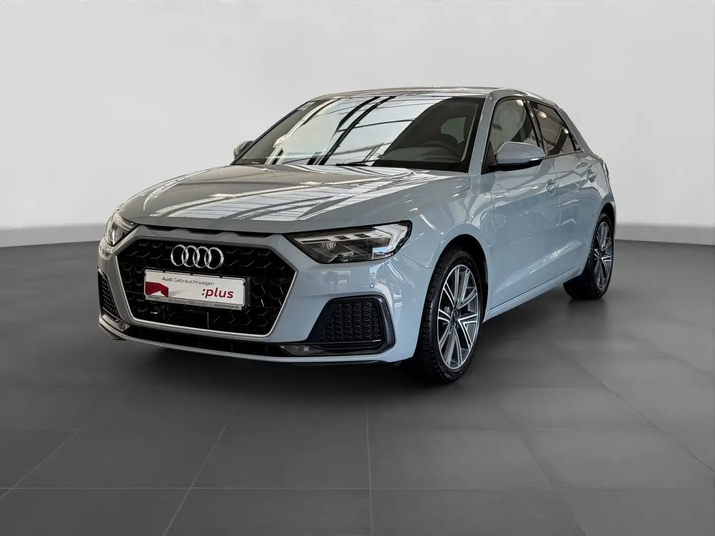 Audi A1 30 TFSI ADVANCED LM17 LED SPORTS NA Gris - 2