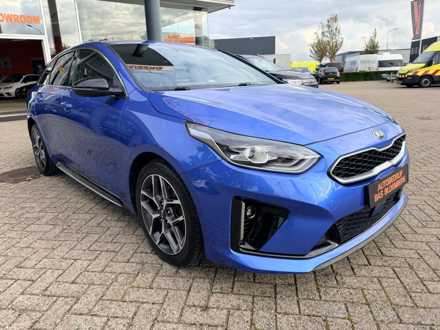 Kia ProCeed / pro_cee'd 1.5 T-GDi GT-Line, Automaat, Navi, DAB, Camera, et Bleu - 2