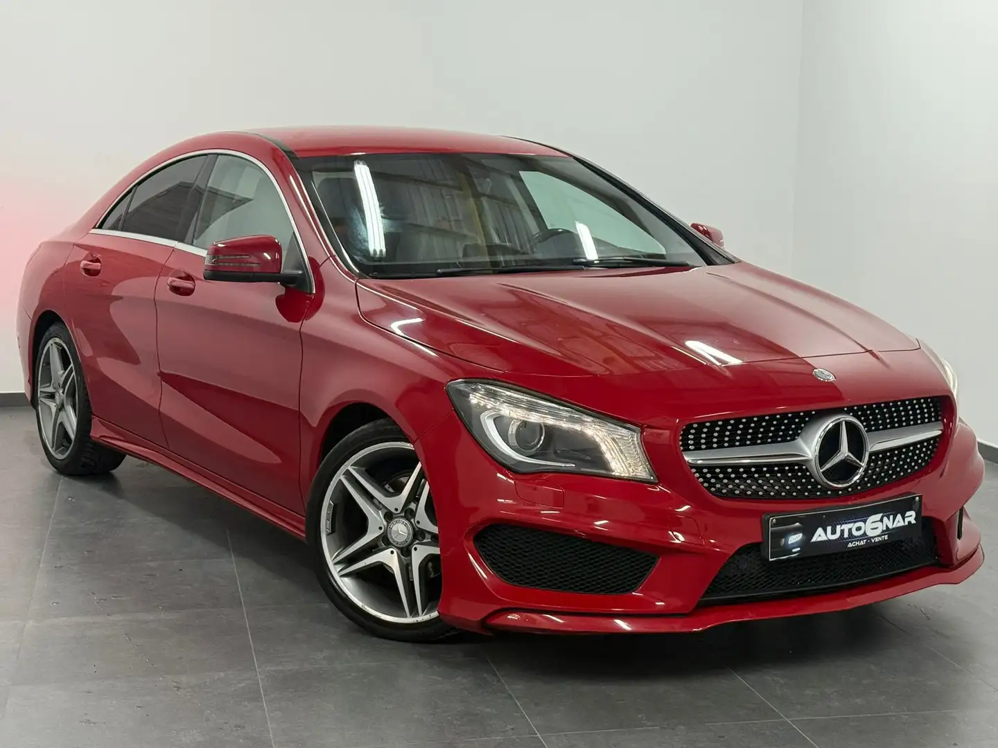 Mercedes-Benz CLA 180 CLA 180d PACK AMG - LED - XENO - NAVI Roşu - 1