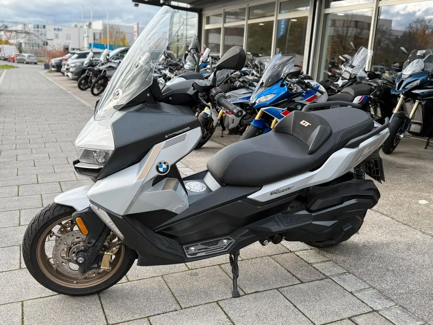 BMW C 400 GT Connectivity Pro Weiß - 2