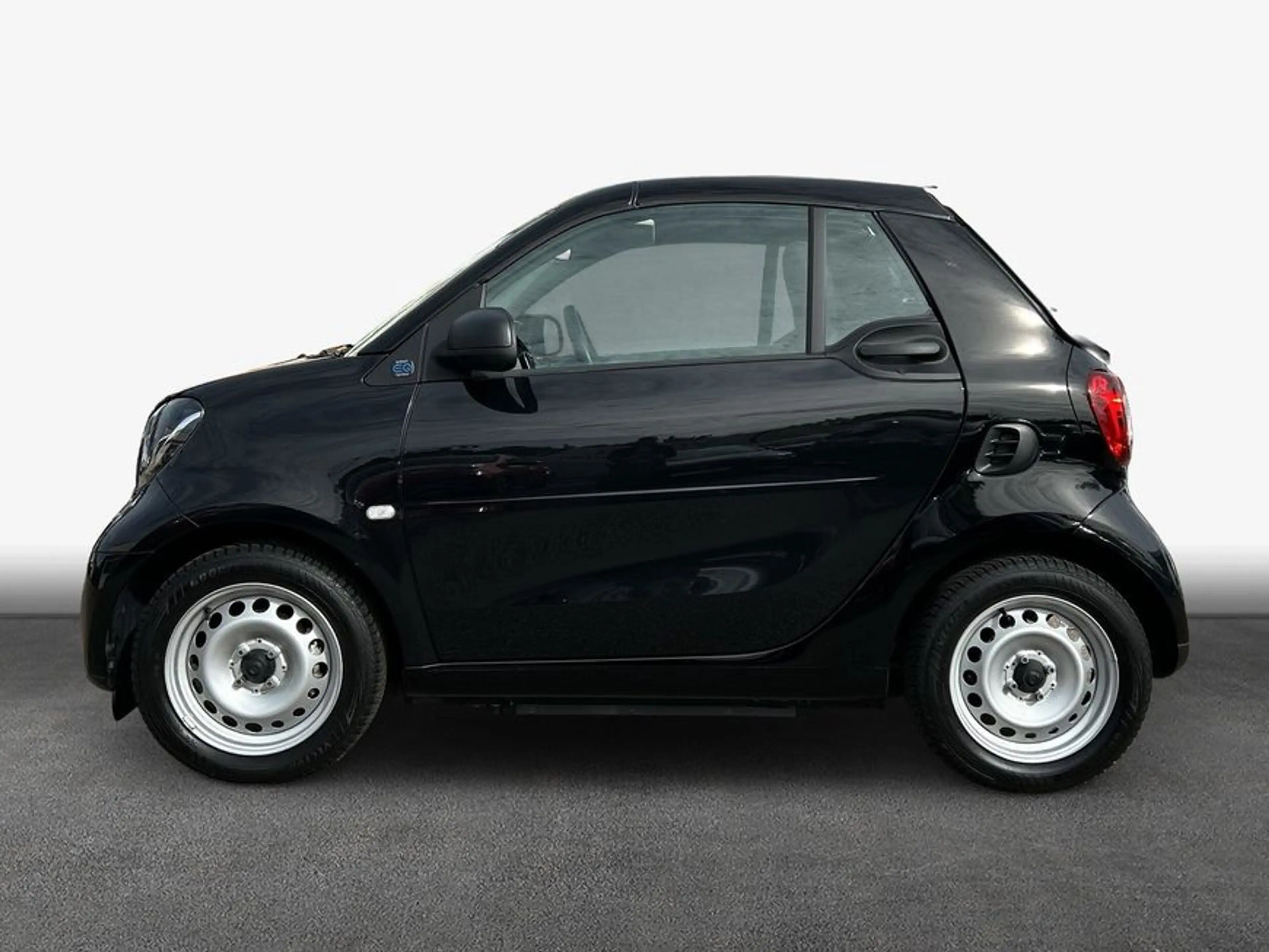 smart forTwo Fortwo Cabrio EQ — photo 5