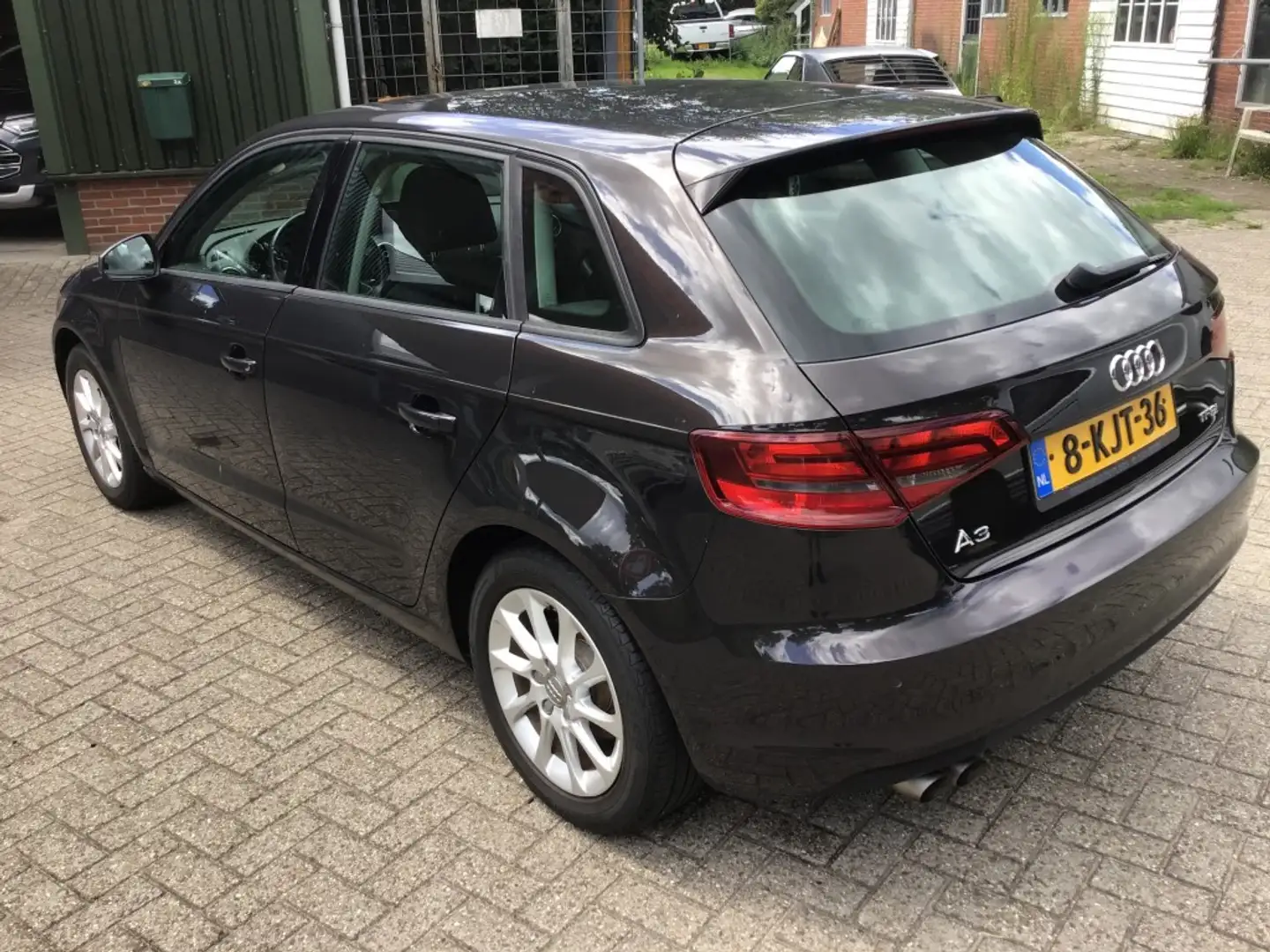 Audi A3 1.4 TFSI ATTRACTION SPORTBACK Brun - 2