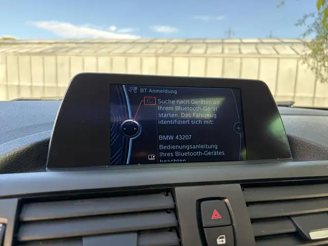 BMW 1 Series view 14