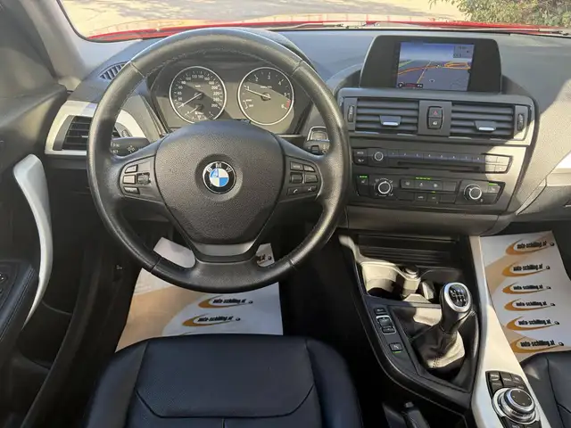 BMW 1 Series view 8