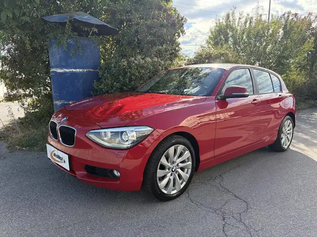BMW 1 Series view 4