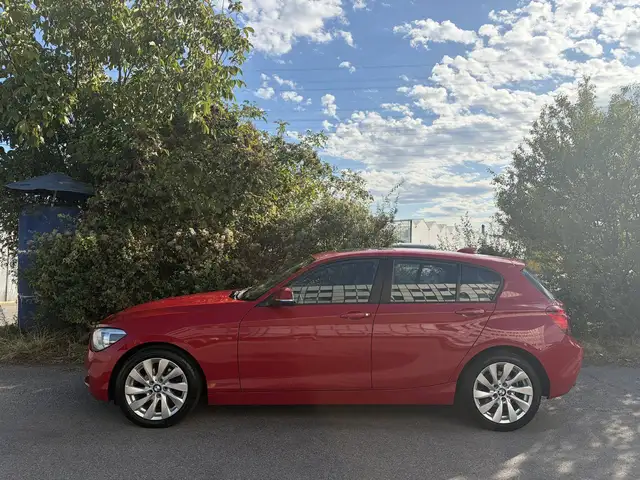 BMW 1 Series view 5