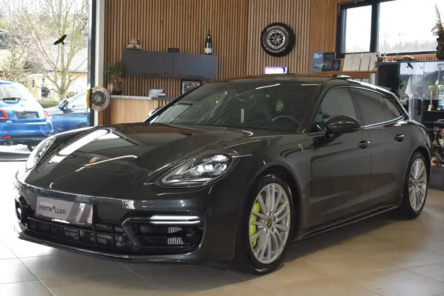 Porsche Panamera 4 E-Hybrid ST//Sport Design//Approved 02/28 Ansicht 4