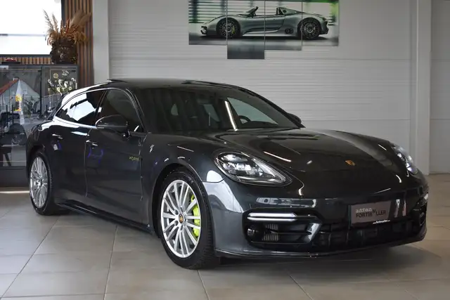 Porsche Panamera 4 E-Hybrid ST//Sport Design//Approved 02/28 Ansicht 2