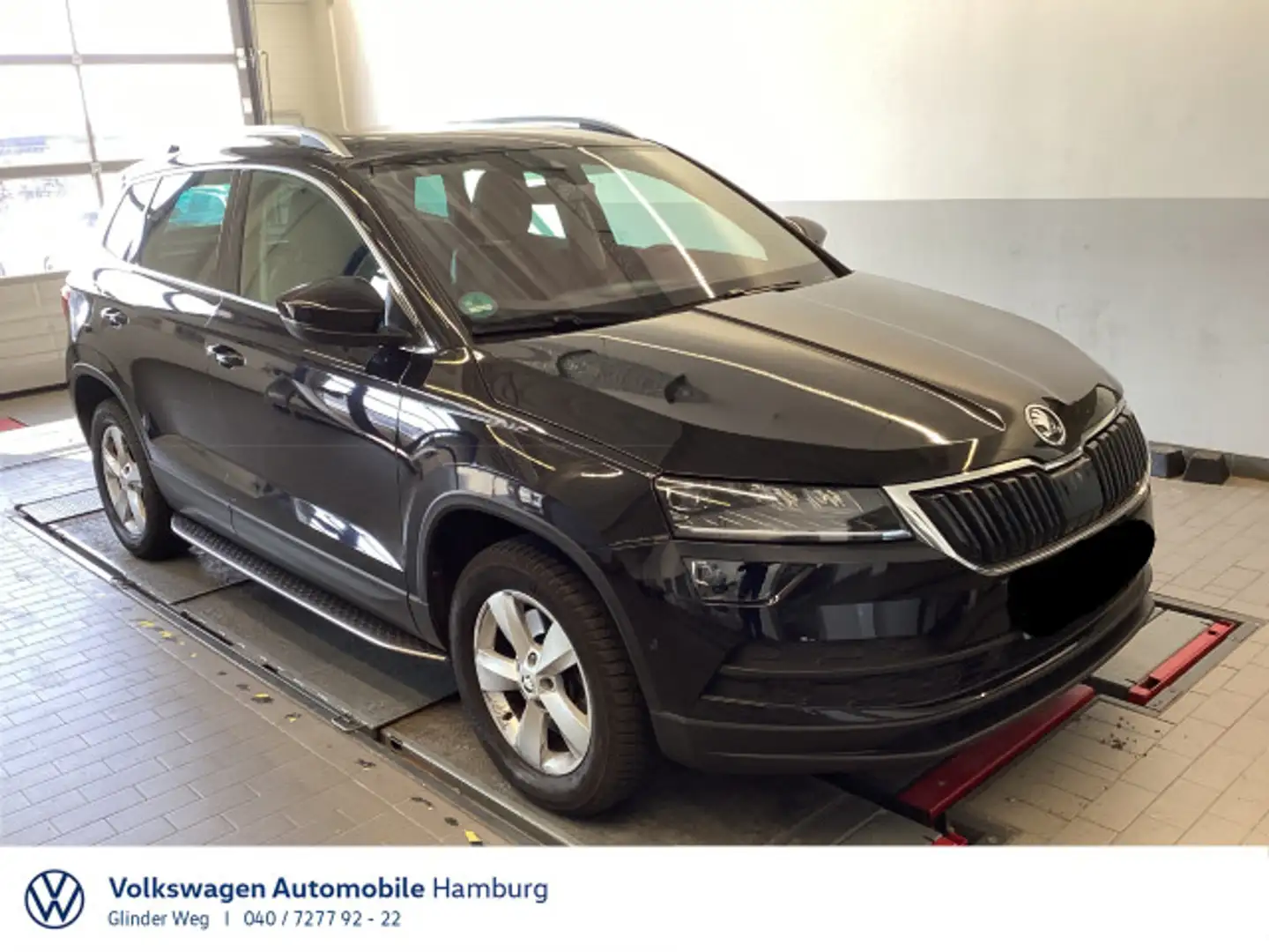 Skoda Karoq 1.5TSI DSG  Style AHK  Area View Panoramad Zwart - 1