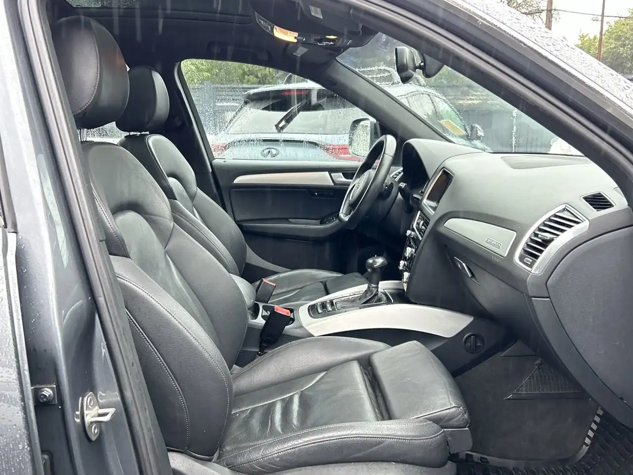 Audi Q5 снимка Audi Q5