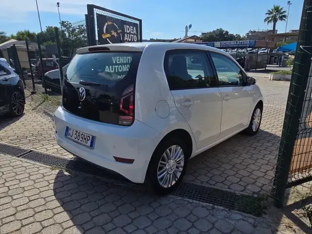 Volkswagen up! view 6
