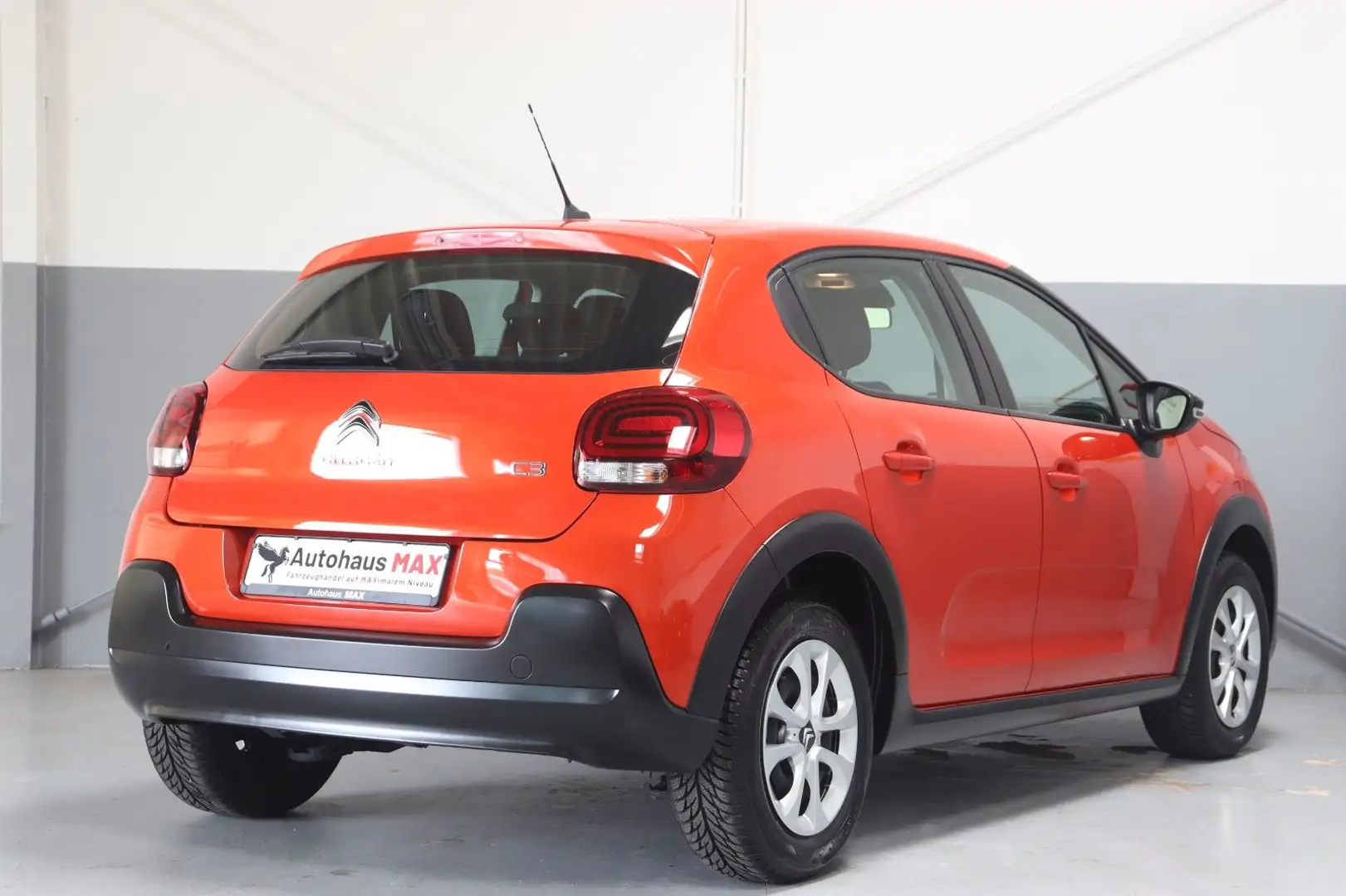 Citroen C3 Feel~Klima~MFL~Tempomat~wenig KM Orange - 2