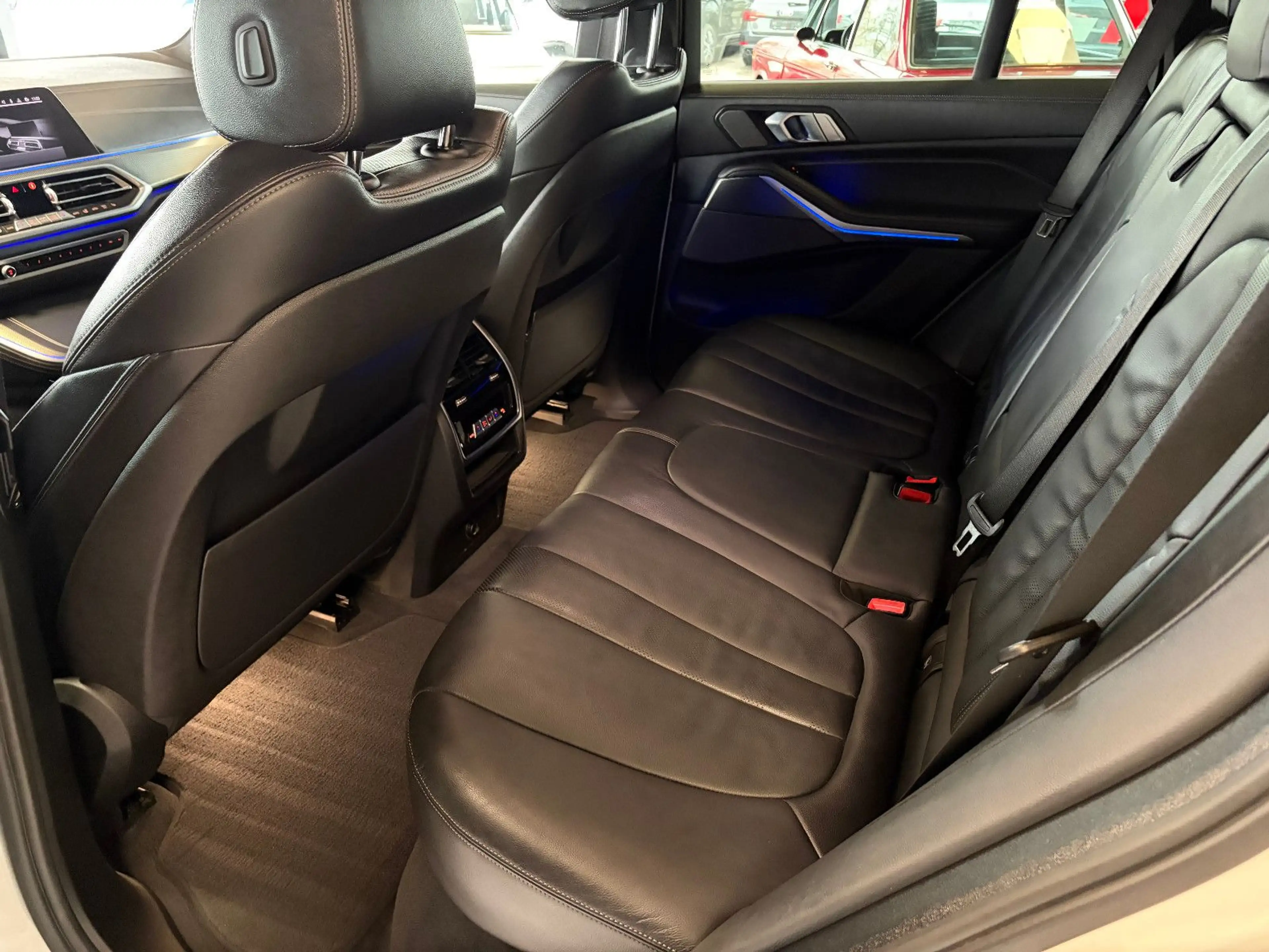 BMW X5 xDrive 30 d M Sport · Gestik · Luft · 360° · — photo 13