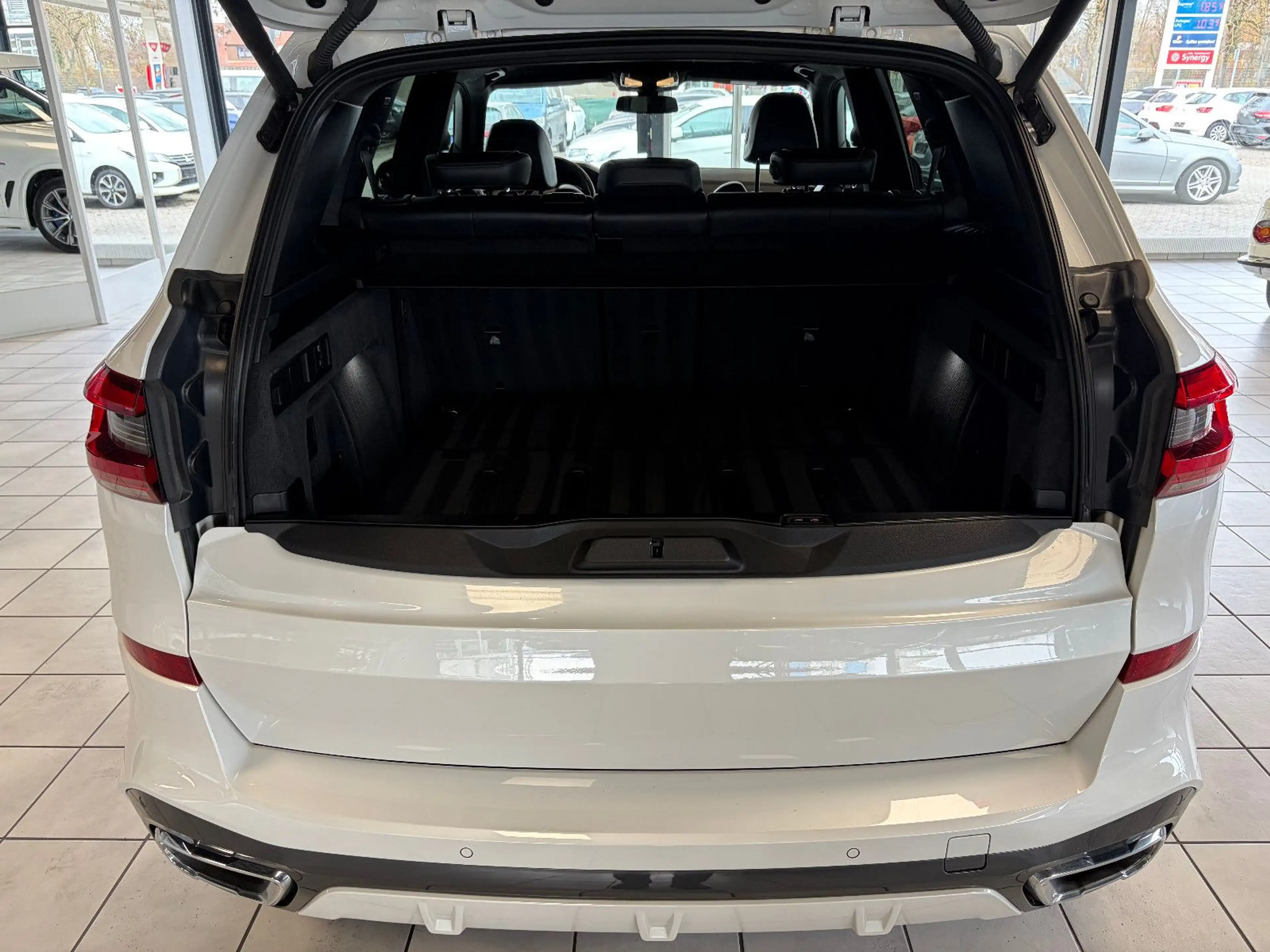 BMW X5 xDrive 30 d M Sport · Gestik · Luft · 360° · — photo 14