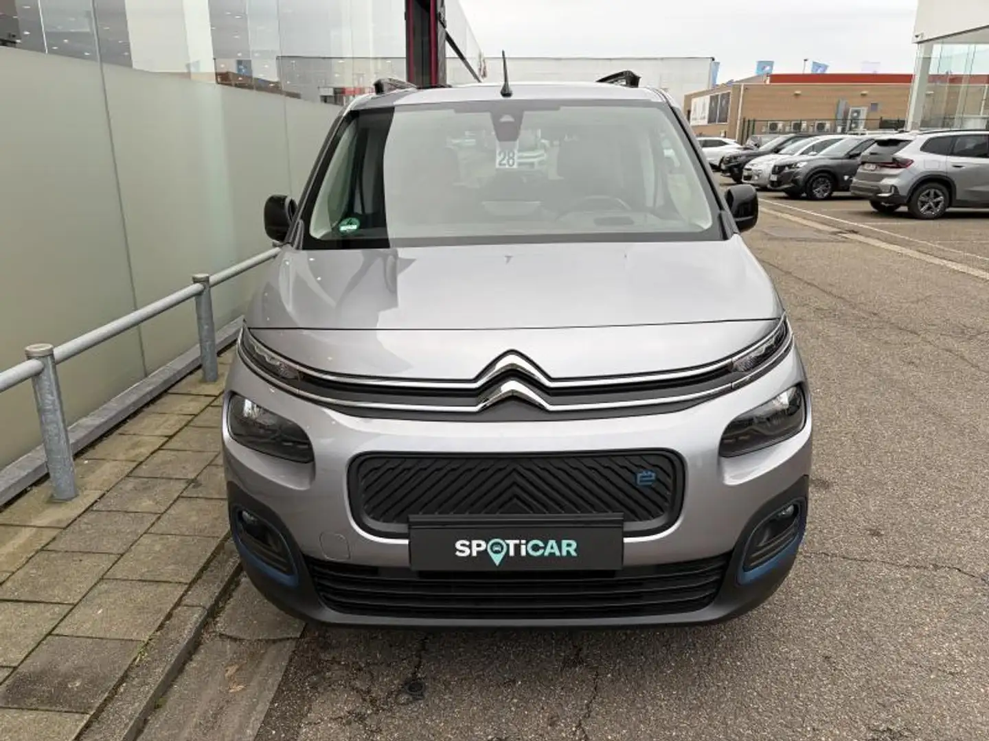 Citroen Berlingo ë- Shine Grijs - 2