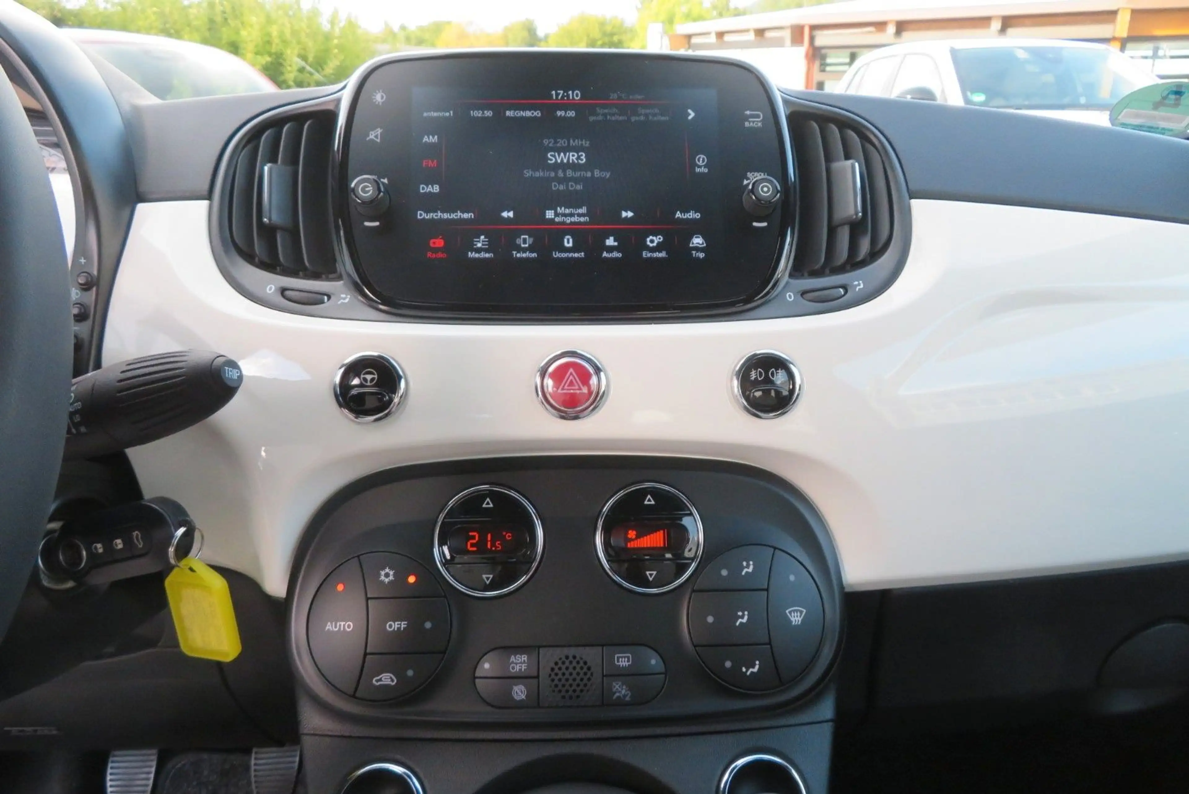 Fiat 500C 1.0 MildHybrid Dolcevita — photo 10