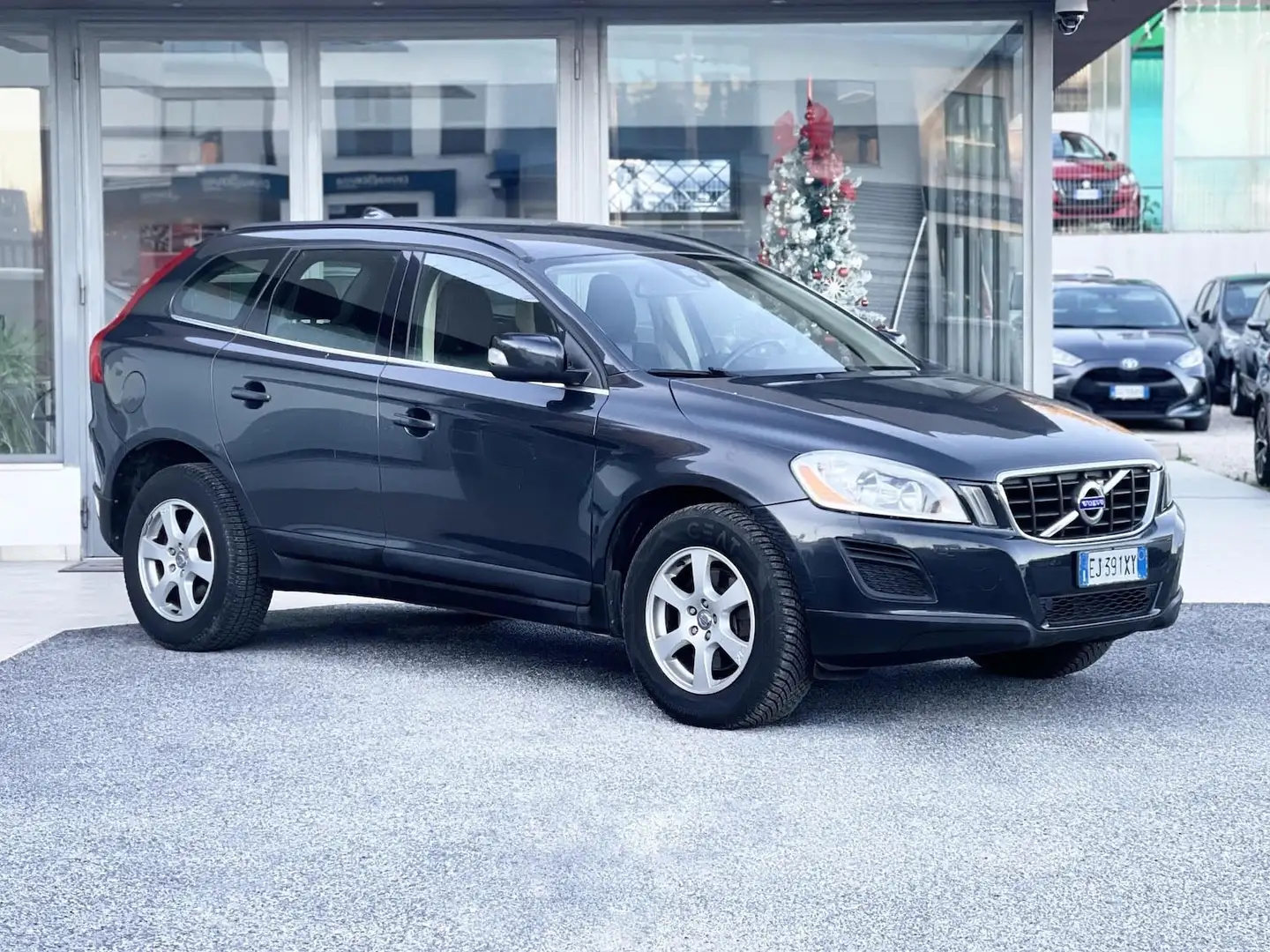 Volvo XC60 2.4 AWD Diesel 215CV Automatica! E5 - 2012 Blau - 1