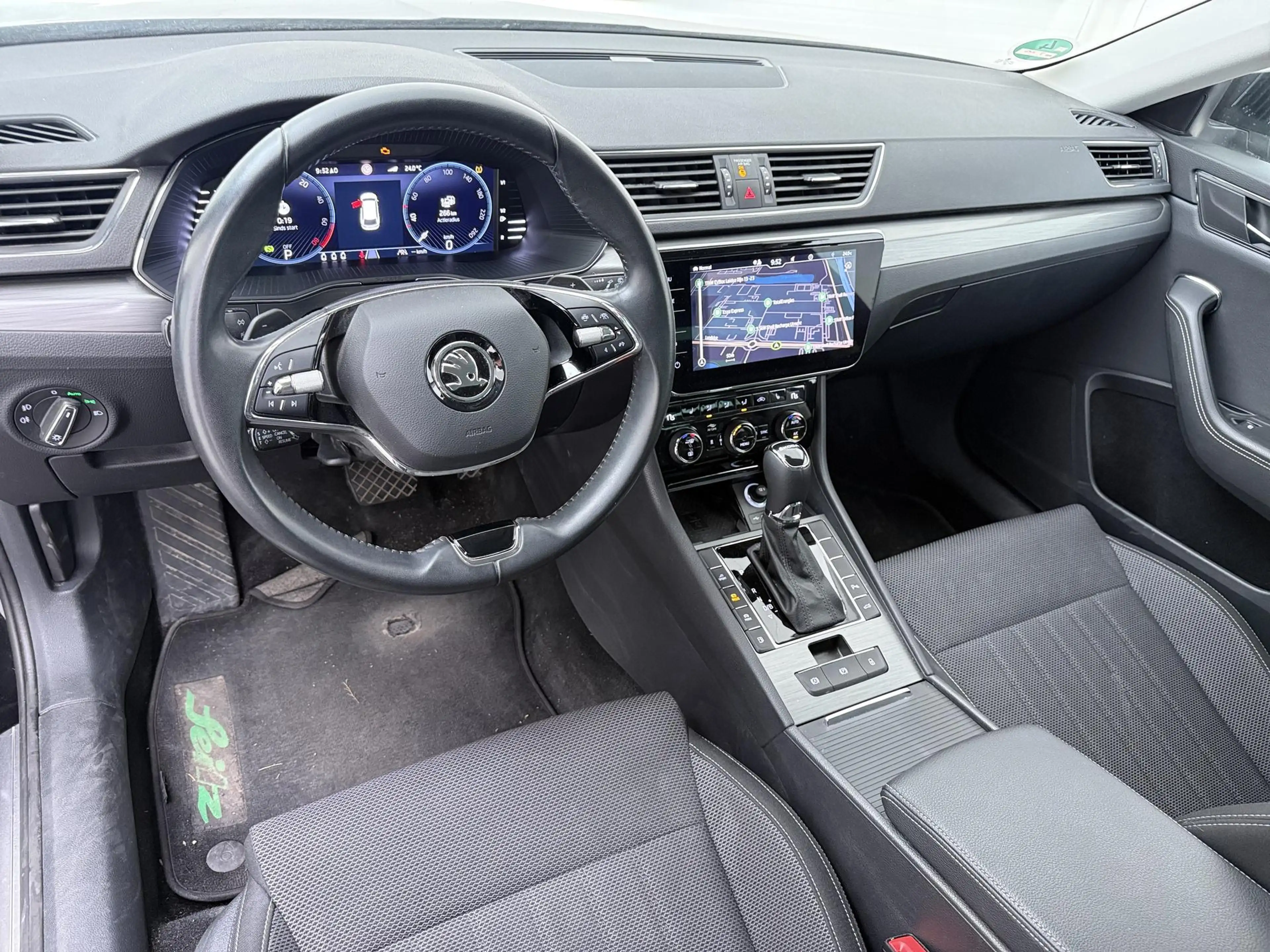 Skoda Superb Combi 1.4 TSI iV Edition Plus | Trekhaak | ACC | E — photo 3