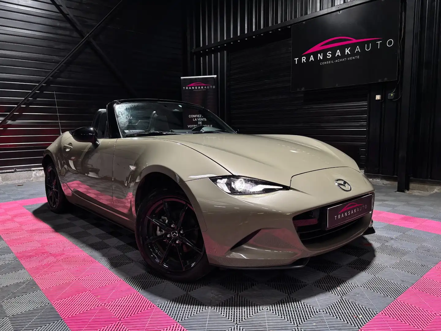 Mazda MX-5 1.5L SKYACTIV-G 132 ch Prime-Line Beige - 1
