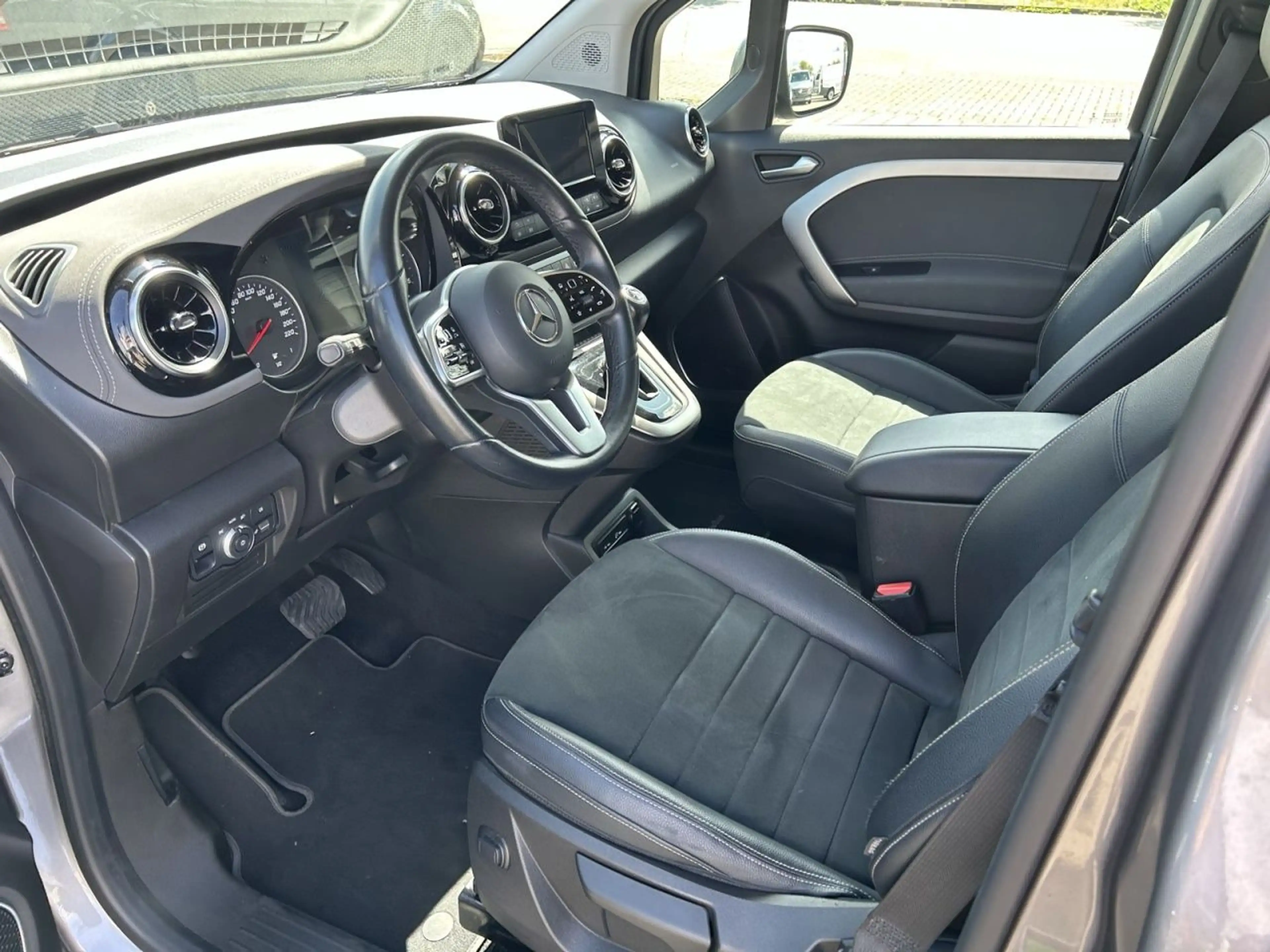 Mercedes-Benz T-Class T 180 d PROGRESSIVE Standard PROGRESSIVE+AHK+KAM — photo 12