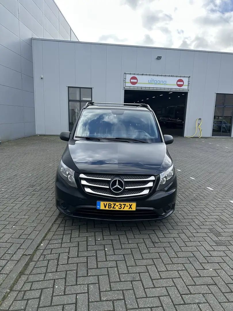 Mercedes-Benz Vito Mercedes-Benz Vito 2018 NAP dubbel cabine Zwart - 1