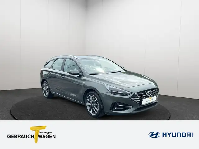 Hyundai I30 view 3