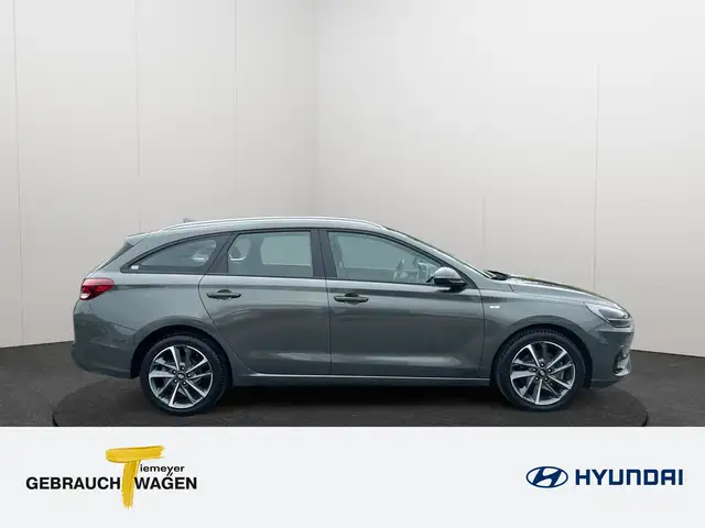 Hyundai I30 view 4
